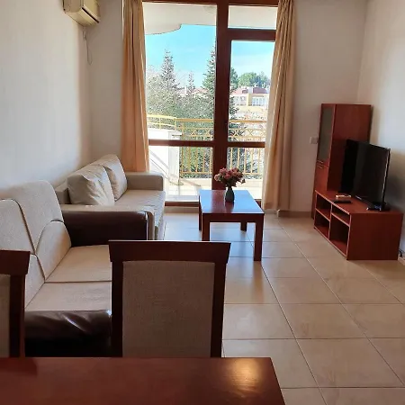 Ashton Hall - Sonnenstrand - Ost Appartement *